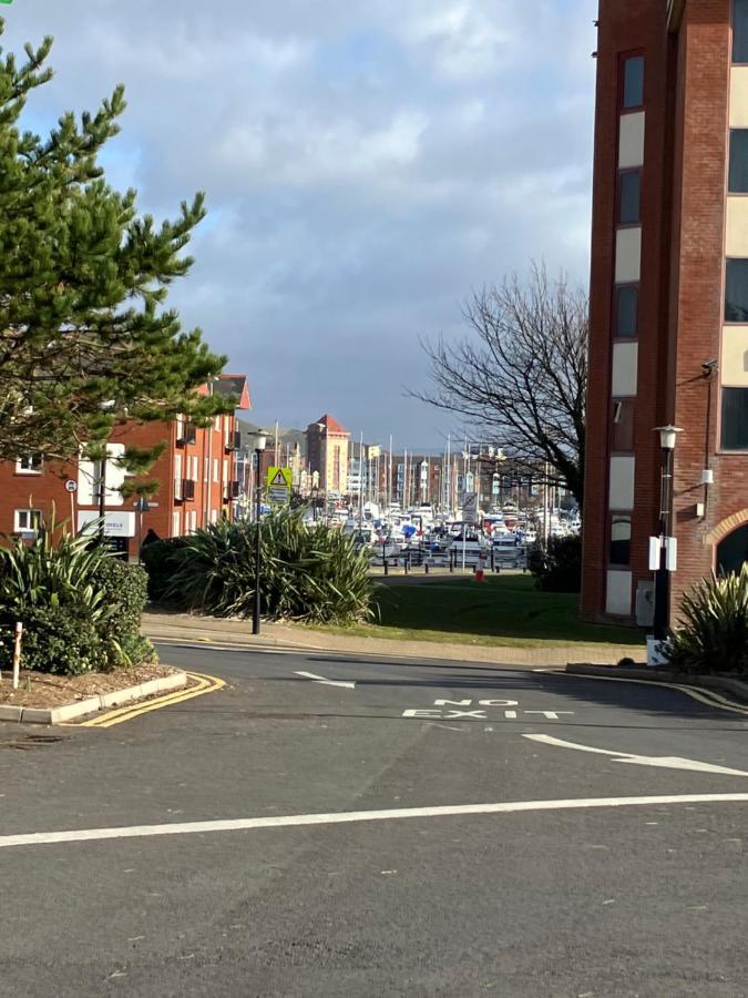 Swansea Bay, Marina & Arena View Mins To Beach & City Exteriör bild